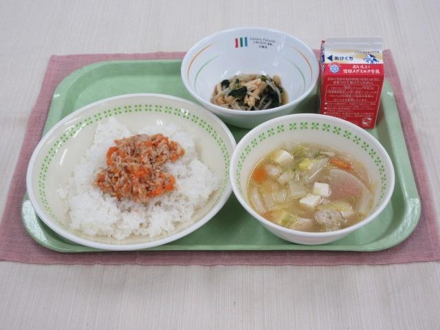 給食写真