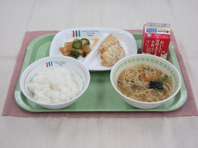 給食写真