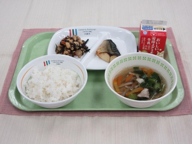 給食写真