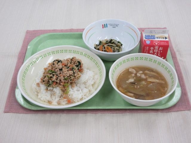 給食写真