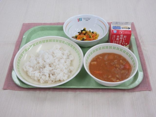 給食写真