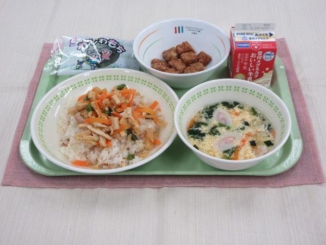 給食写真