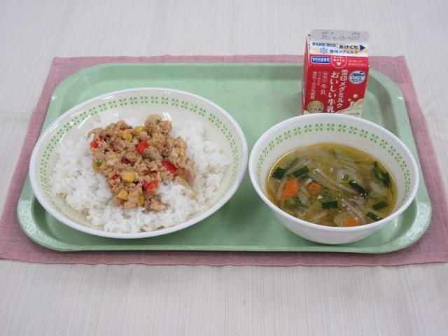 給食写真