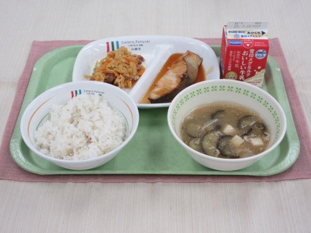 給食写真