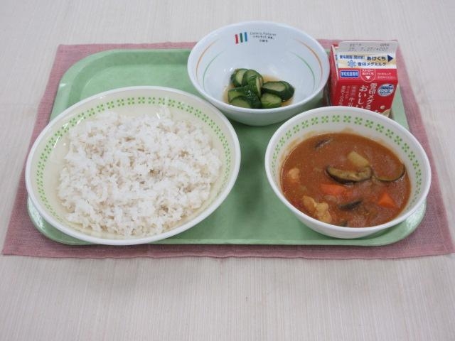 給食写真