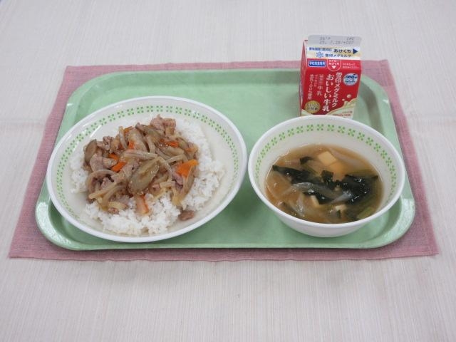 給食写真