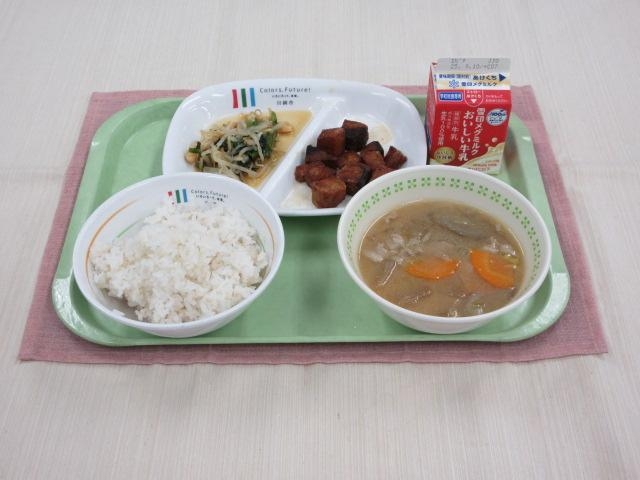 給食写真