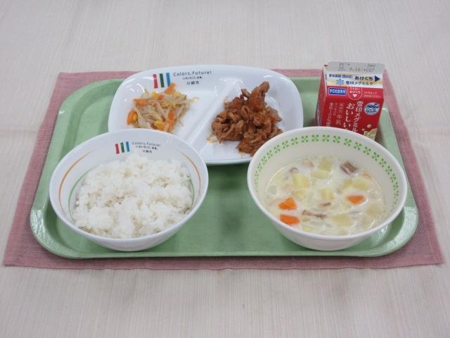給食写真