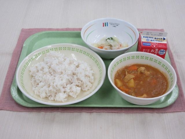 給食写真