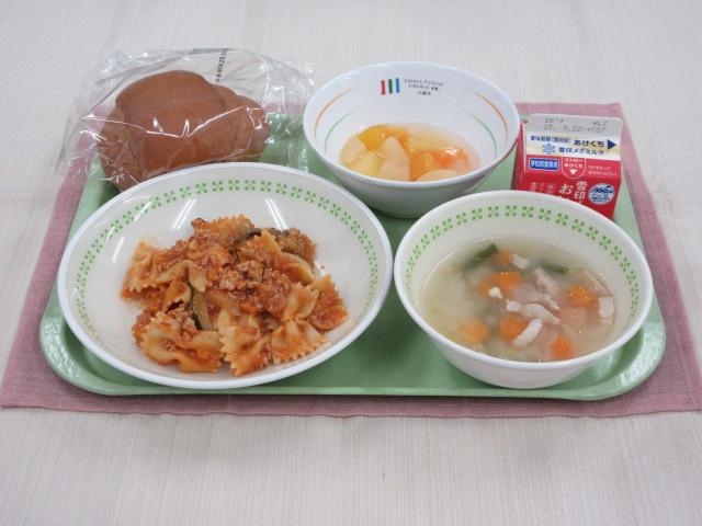 給食写真