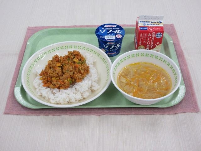 給食写真