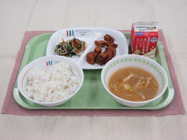 給食写真