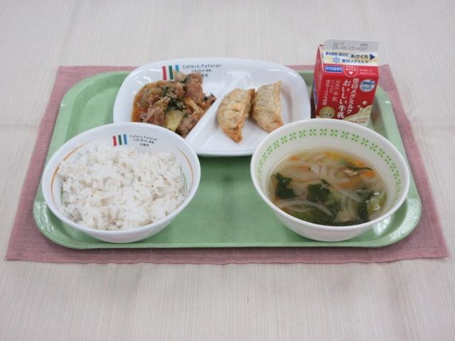 給食写真