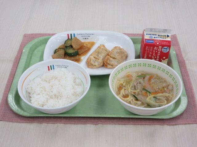 給食写真