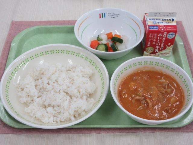 給食写真