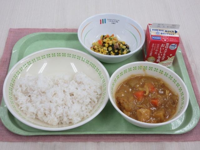 給食写真